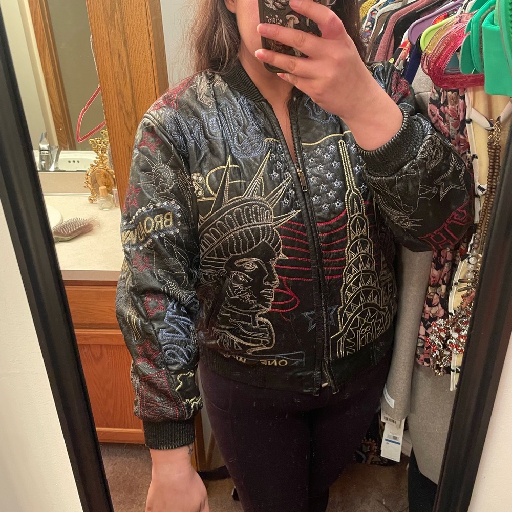 Vintage East Side Outerwear Embroidered Leather Bomber Jacket - Picture 11 of 14